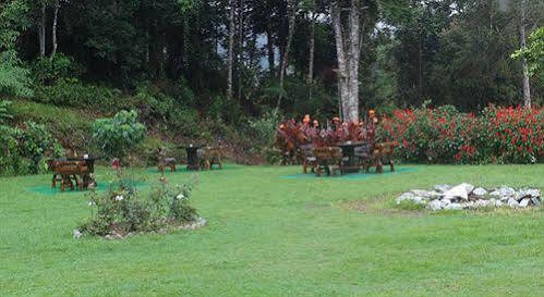Dew Drop Inn Tanah Rata Exterior foto